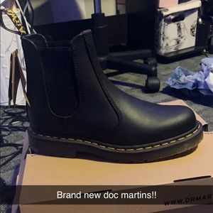 Black doc martins size 9